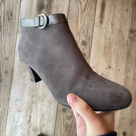 Grey Suede Ankle Boot Heels - Picture 6 of 7